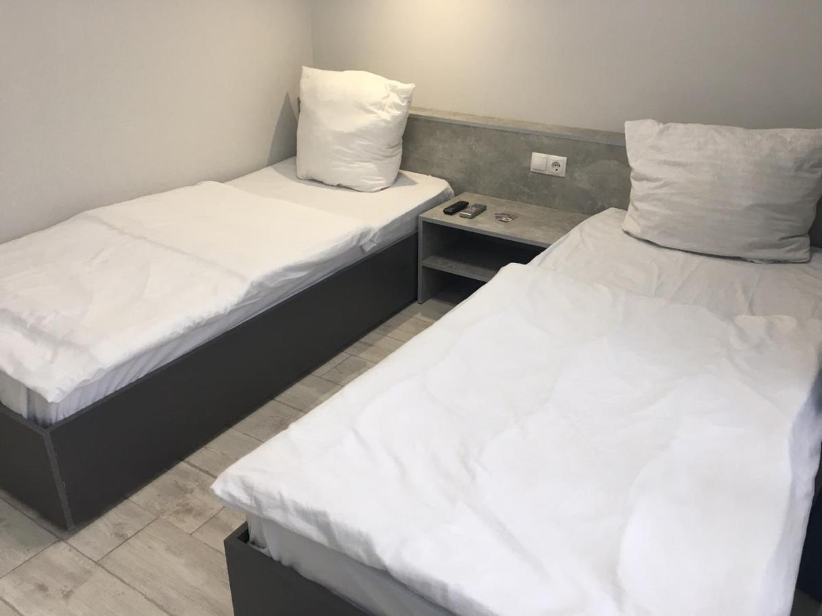 Welcome Apartments В Центре Uzhhorod Exterior foto